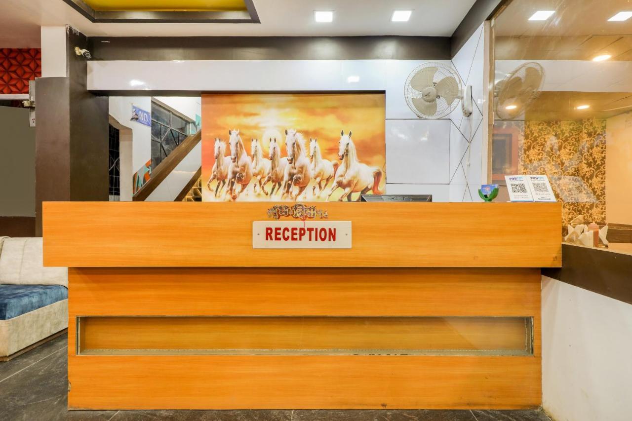Collection O 3761 Hotel Shree Datta Indore Exterior foto
