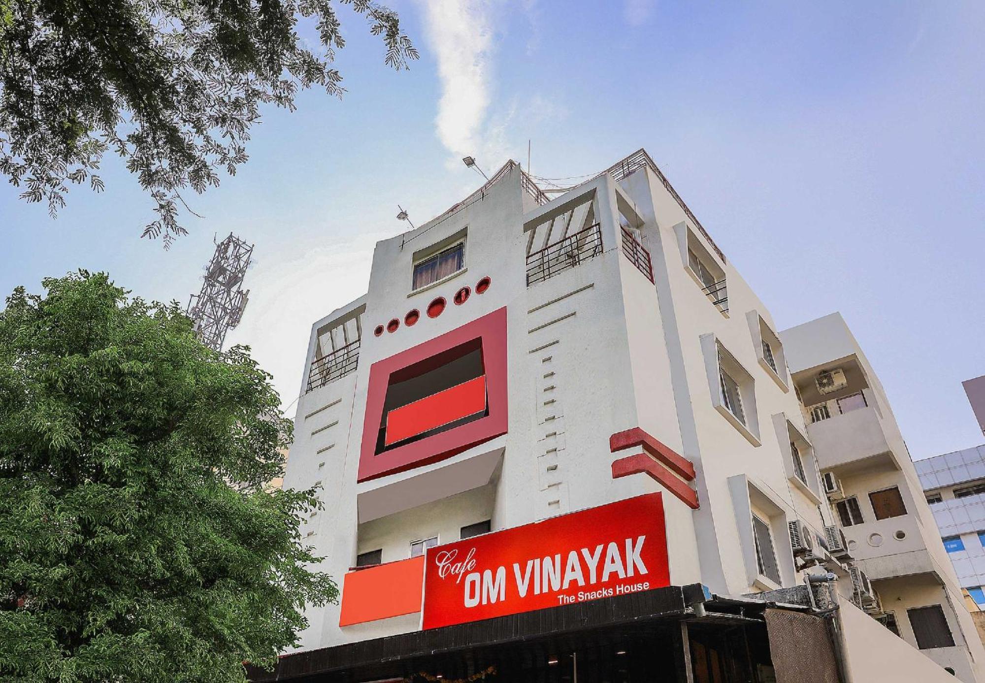 Collection O 3761 Hotel Shree Datta Indore Exterior foto